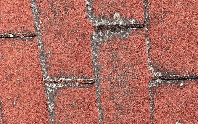 Roof deteroation observed.